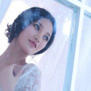 时光匆匆消失 瓜子脸魅惑女生QQ头像