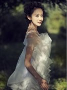女生清纯的个性皮肤