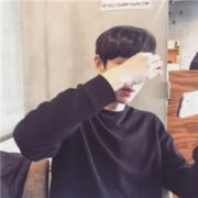 男生最新的简单帅气头像