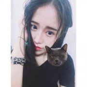 女生清纯简单可爱皮肤