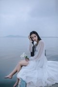 唯美的意境女生清纯皮肤