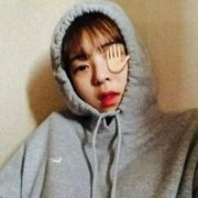 简单的短发女生个性头像