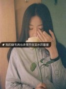 伤感带字皮肤:适当心软是善良