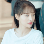 微微一笑很倾城QQ头像_肖奈贝微微情侣头像