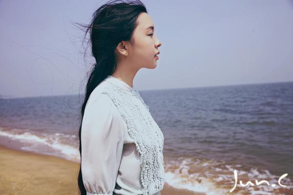 关于文字控简短伤感说说