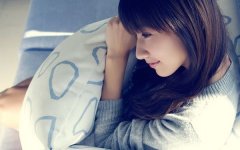 唯美治愈系图片:一个人走,一个人睡