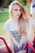 欧美女生皮肤:自由