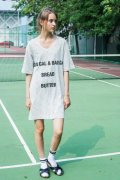 欧美女生皮肤:青涩