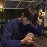 男生头像 小时候喜欢哭长大了却爱上了笑。