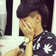 男生半身不露脸头像 照片头像男生动漫