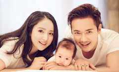 董璇高云翔全家福高清图片