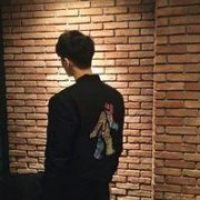 qq男生意境背影头像_孤独寂寞的男生