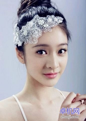 【张雪迎图片唯美可爱】张雪迎的照片对比