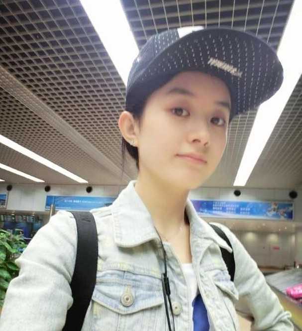 【赵丽颖卸妆后的照片】赵丽颖素颜照与化妆后的对比照片