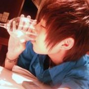 搞笑贴吧头像男生_男生喝酒头像