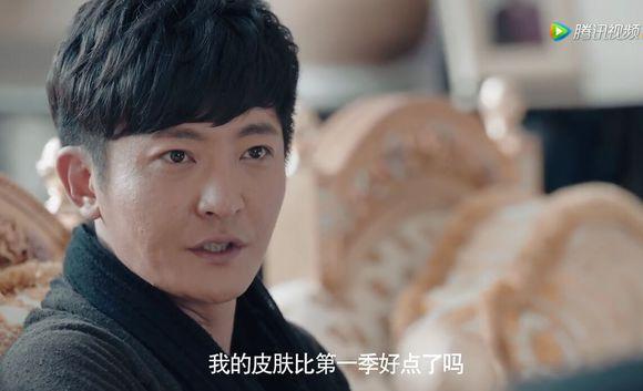 【男明星素颜照与化妆后的对比照片】男明星卸妆后的照片