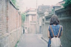 青春再美,你总要释然。 优美句子