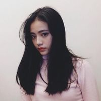 心情长发飘飘女生头像 不过潜水倒是很爽哇