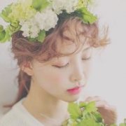 女生头像爱的最高境界是经得起平淡的流年。