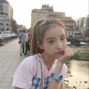 女生头像喜欢关注噢不定时更呐