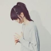 唯美街灯下的橱窗,有一种落寞的温暖