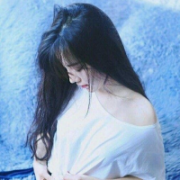 女生清新头像:蓝色,不代表孤独