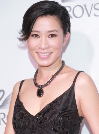 【佘诗曼整容前后对比素颜照片】佘诗曼不雅裸照大尺度写真