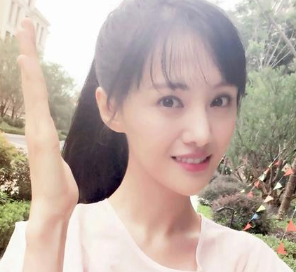 【郑爽整容前后对比照片】郑爽整容整了哪些部位
