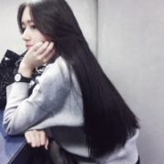梦境般的唯美女生qq头像 淋湿在胸口却感觉好温柔