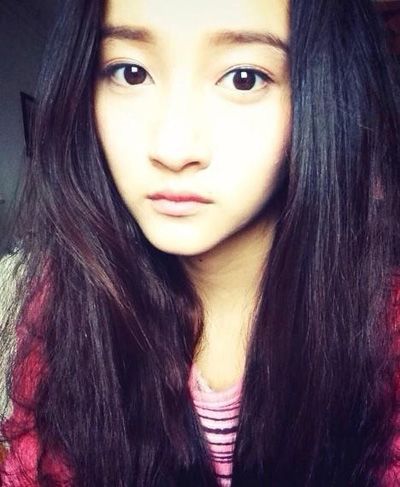 【关晓彤图片写真生活照】关晓彤比基尼正面图片