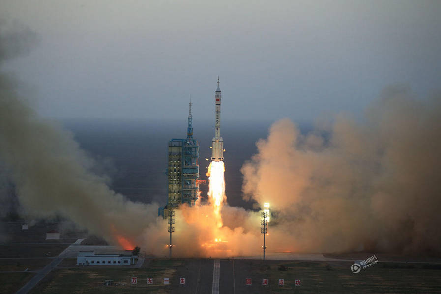 【神舟十一发射成功】神舟十一号航天员有谁