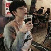 男生头像好想大醉一场把所有的无奈说给酒听