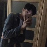男生头像你很迷人 但我还要回家