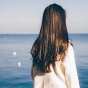 女生头像终于 你还是走了 只留下我一个人