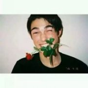 欧美热情腐朽头像 没有人会把你当宝一样宠着