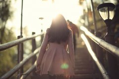 阳光温婉小清新气质女生随拍图 对你的爱永不断货对你的情一直续