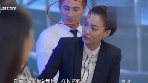 歌曲曾红遍大街小巷，现沦落给谢霆锋当服务员！
