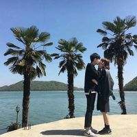 情侣头像别吃我 我是纯纯牛奶巧克力