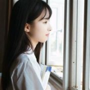 空巷寻你身影 治愈系女生头像