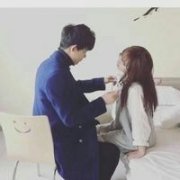 小小暧昧温暖了整个青春 qq唯美情侣头像