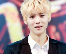 【鹿晗化妆后图片】明星鹿晗化妆后的样子