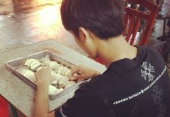 阳光青春活力男生魅力四射好看大图 我的黑眼圈藏的全是你