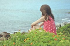 LOMO图片小清新美女唯美写真 我们总是矛盾的想要自由又怕孤独想