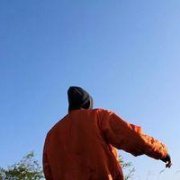 故事还没说完 懒得圆满 男人头像