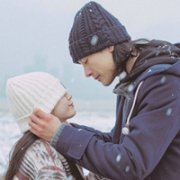 四叶草在未来唯美盛开 qq情侣头像