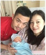 林丹谢杏芳昔日恩爱照图片 林丹老婆谢杏芳图片