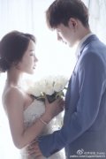 【林珊珊婚纱照图片】林珊珊大白婚纱照婚曝光
