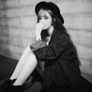 续写那段爱 qq女生头像