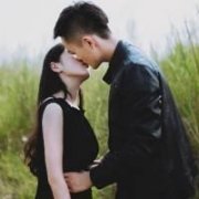情人节秀恩爱kiss头像 情侣头像一张两个人接吻