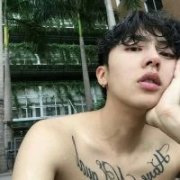 平头男生动漫头像 穷愁无助的浪子